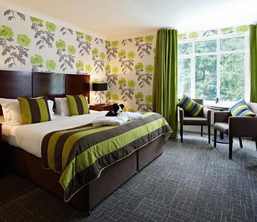 The Coed-Y-Mwstwr Hotel Bridgend  Exterior foto